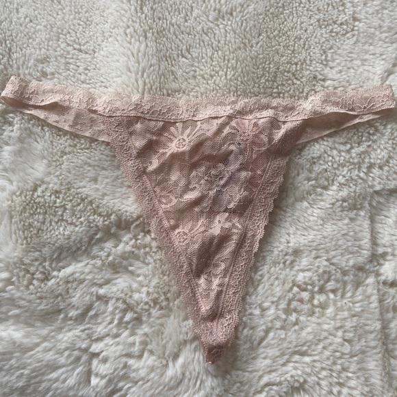 Floral laced Light Pink Victoria Secret G string - Picture 2 of 5